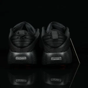 Mind 002 HQ4308-001 - Black / Hyper Crimson / Hyper Crimson / Chrome