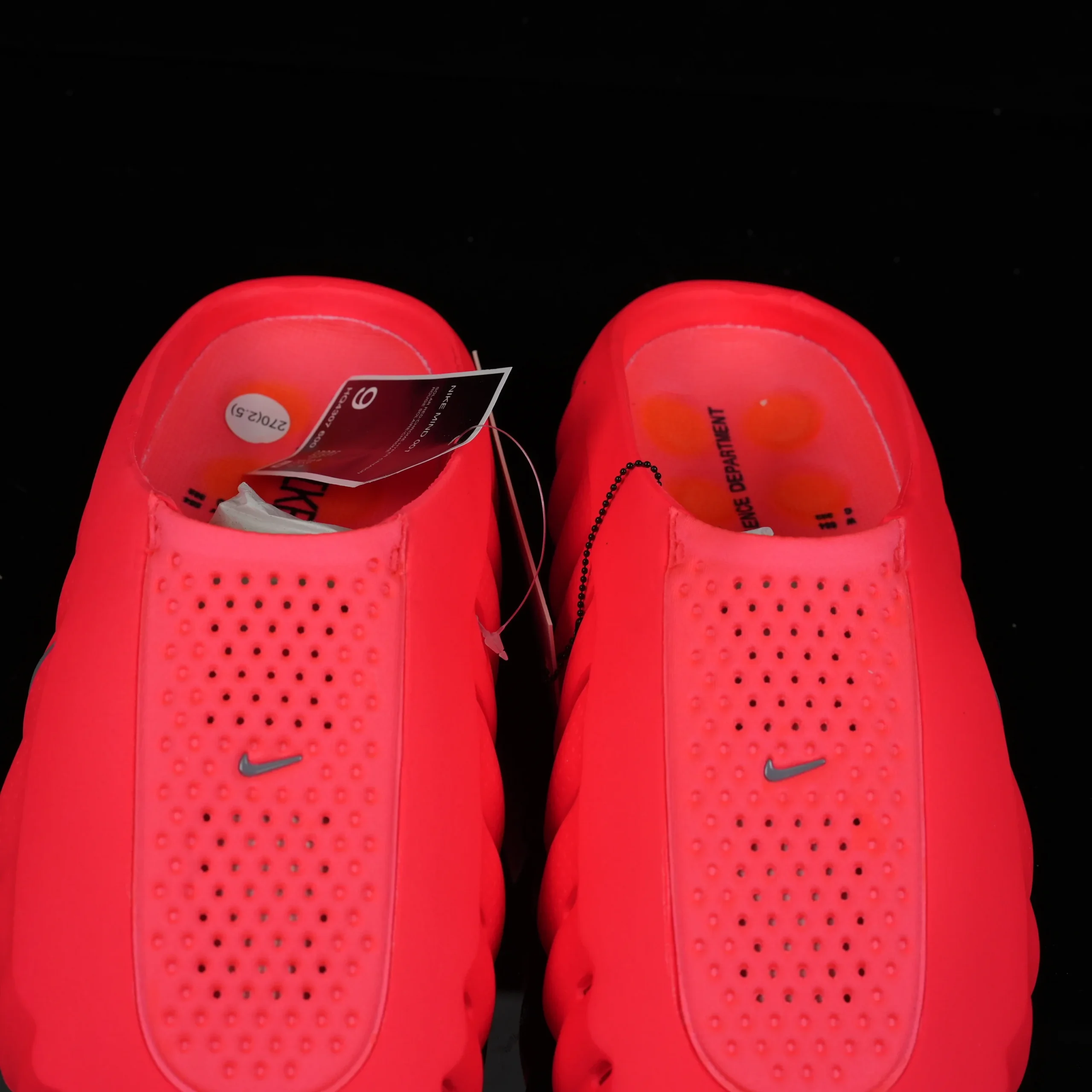 Mind 001 HQ4307-600 - Solar Red / Hyper Crimson / Black / Chrome - Image 6