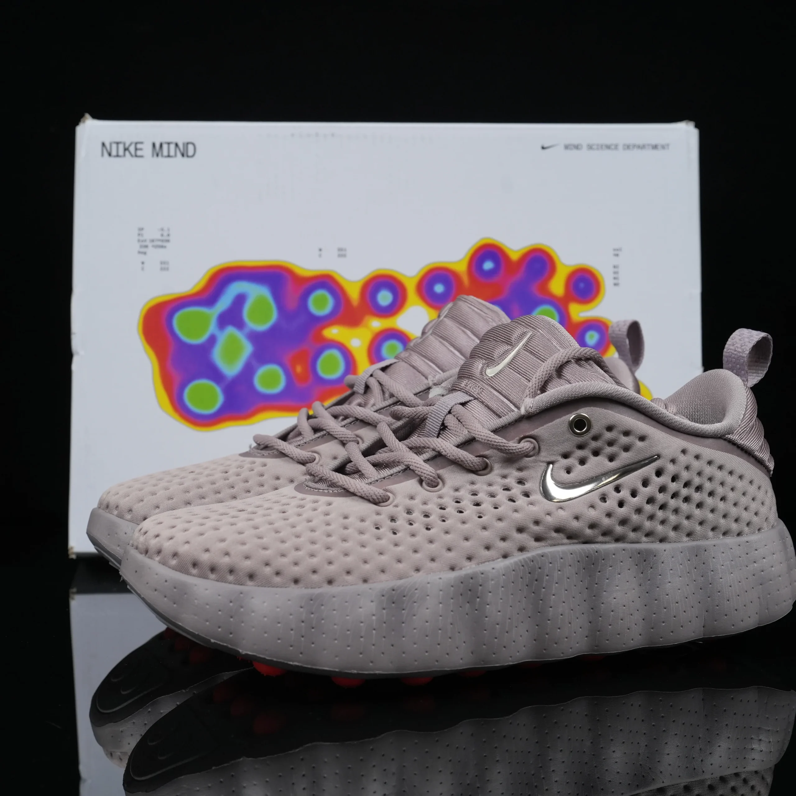 Mind 002 HQ4310-200 - Light Violet Ore / Purple Smoke / Hyper Crimson / Metallic Cool Grey - Image 9