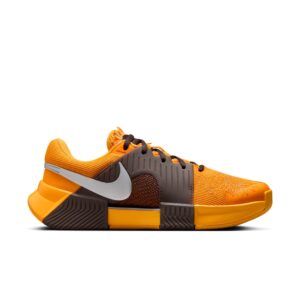 GP Challenge 1 'Naomi Osaka' Hard Court in Sundial/Metallic Silver-Baroque Brown - NIKE-GP-CHALLENGE-1-NAOMI-OSAKA-WOMENS-HARD-COURT-TENNIS-SHOES-IN-SUNDIAL-METALLIC-SILVER-BAROQUE-BROWN