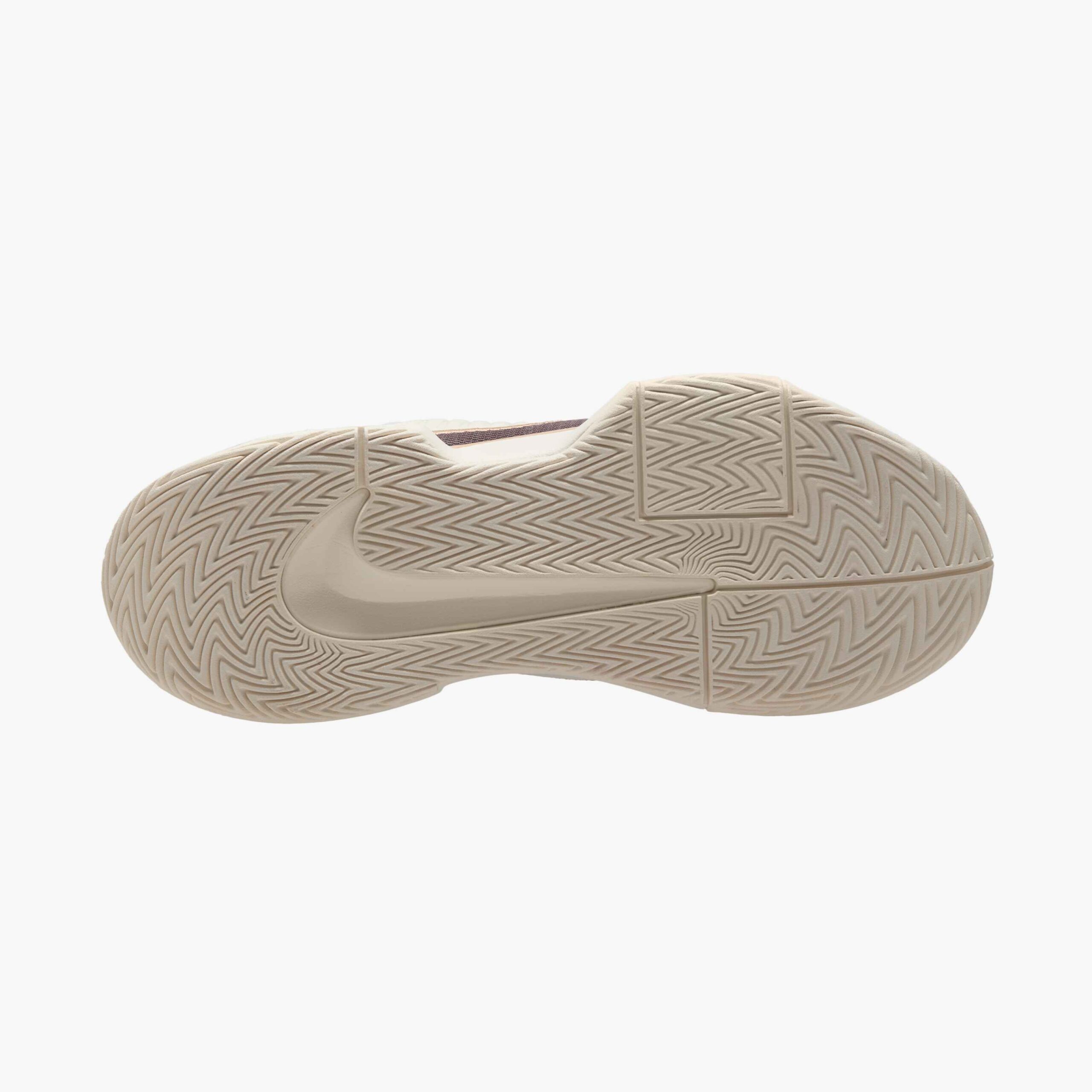 GP Challenge Pro Hard Court in Pale Ivory/Tattoo-Vachetta Tan - NIKE-WOMENS-GP-CHALLENGE-PRO-HARD-COURT-TENNIS-SHOES-IN-PALE-IVORY-TATTOO-VACHETTA-TAN - Image 4