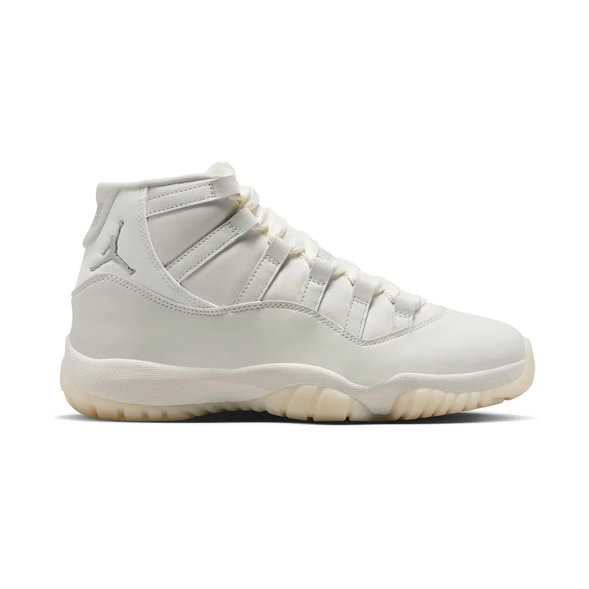 Air Jordan 11 Retro "Pearl" - Premium Iridescent High-Cut Lifestyle Model - Sail/Pearl Grey
