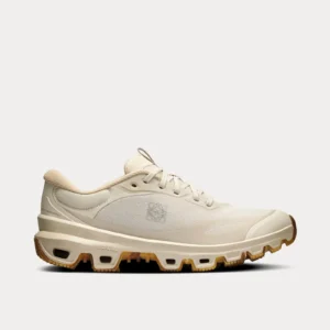 Cloudventure 2.0 Sneaker - Premium Trail-Inspired High-Performance Model - Sand