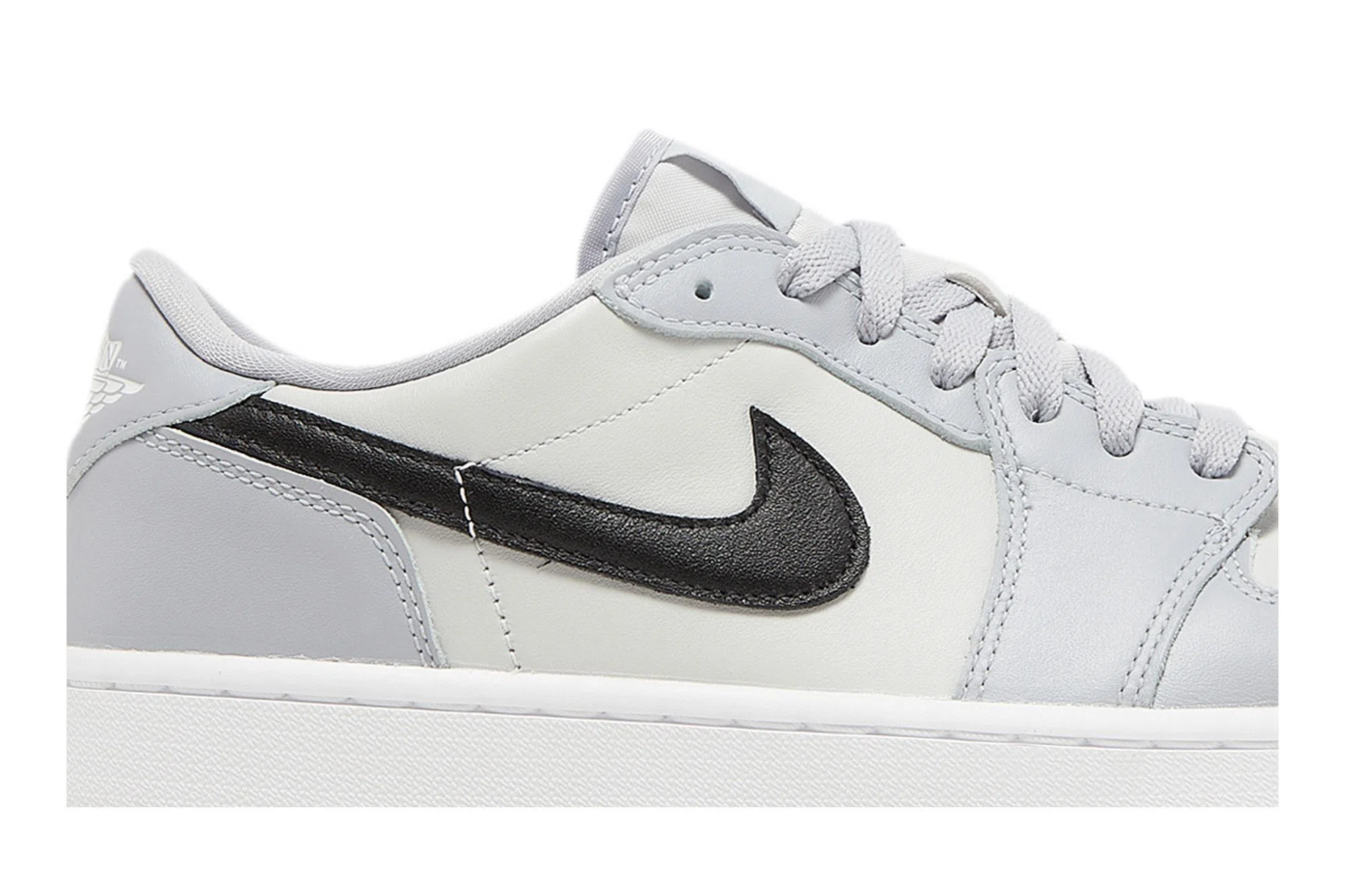 Jordan 1 Retro Low Golf Wolf Grey - Stylish Golf Sneakers - Grey Camo / Dark Grey / White