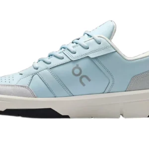 THE ROGER Clubhouse 3 Low-Top Sneaker – Lightweight Performance Casual Shoe - Light Blue/White