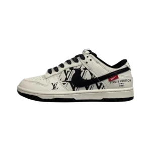 SB Dunk Low Collaboration Printed Beige-Black Sneakers – Street Style Comfort - Sail/Black